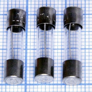 Пред.0,032А(d=5;L=20) T250V 179120.0,032 SIBA