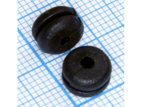 Втулка d=2,5 мм проходная черная