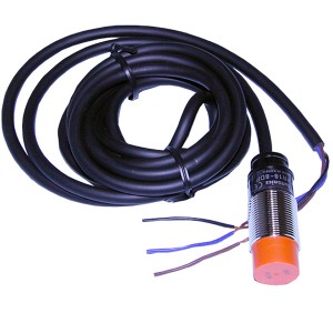 PR18-8DP датчик индуктивный, 12-24VDC, M18x1