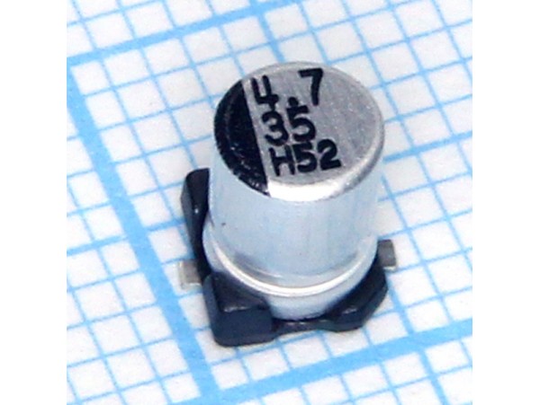 Конд.4,7/35V 0454 SMD
