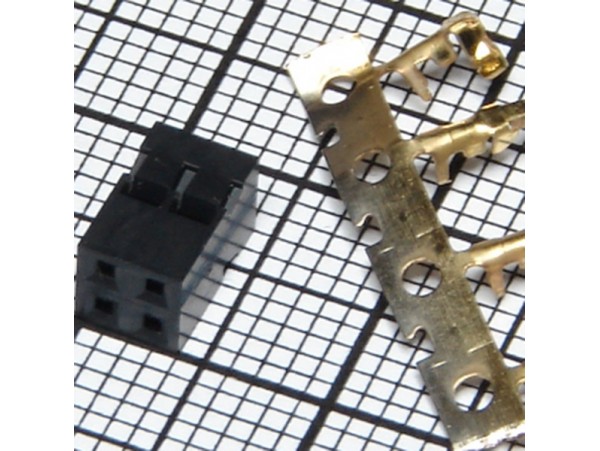BLD2-4 2,00 розетка 4к.(2х2) на каб.