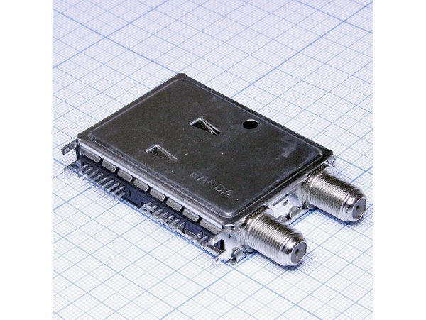 EDS-1547FF1E+ Тюнер