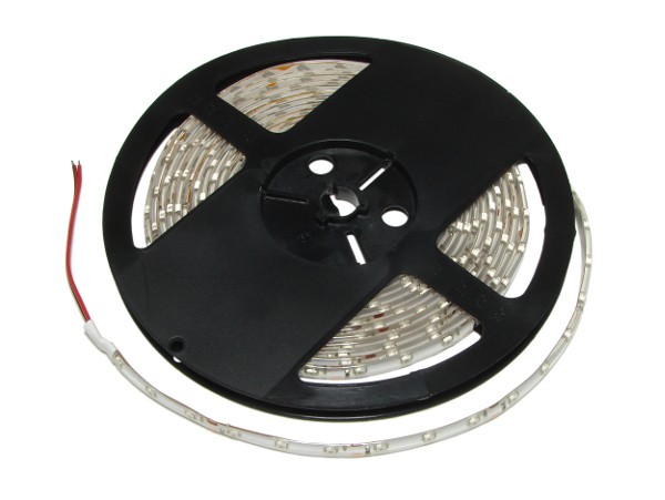 Лента зеленая 12V 2,4W/m 60 led/m 3528SMD  светодиодная