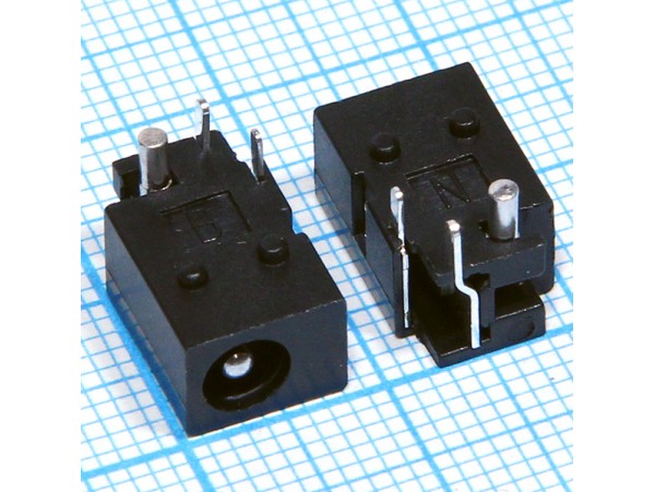DJK-23A розетка DC 4.0x1.7 на плату