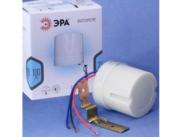 Фотореле DF 303 5000W, 25А с регул. осв. IP44 Эра