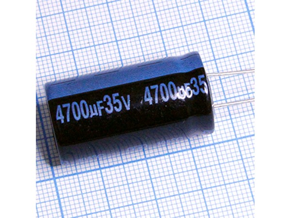 Конд.4700/35V 1835 +105°С Jamicon