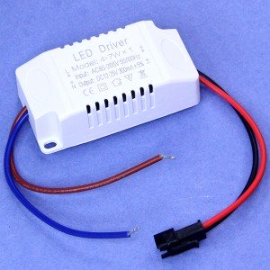Драйвер LED 12-25VDC 300mA 4-7*1W