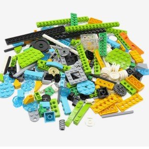 Набор деталей для робототехники Wedo 2.0/45300