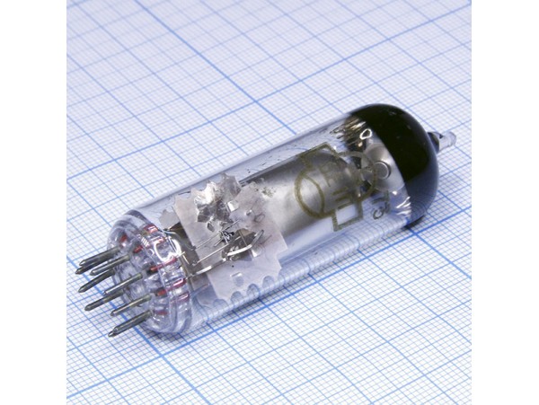 6Е1П Лампа