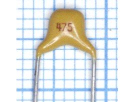 Конденсатор Y5V 4,7µF/50v +80-20% керамика импорт