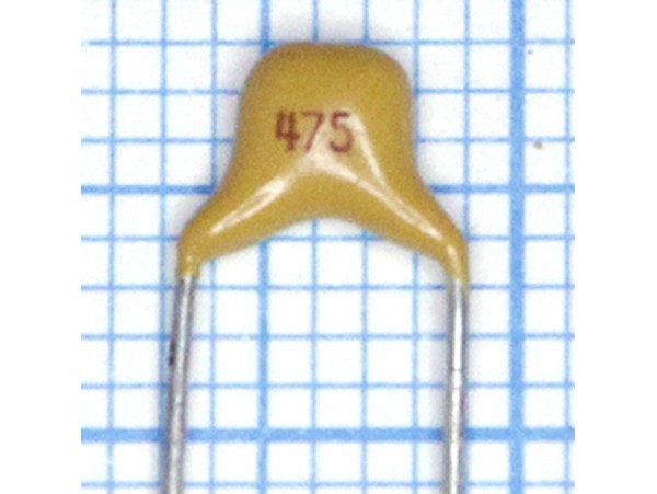 Конденсатор Y5V 4,7µF/50v +80-20% керамика импорт