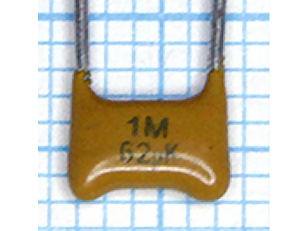 Конденсатор 62p/50V -М47 К10-17б