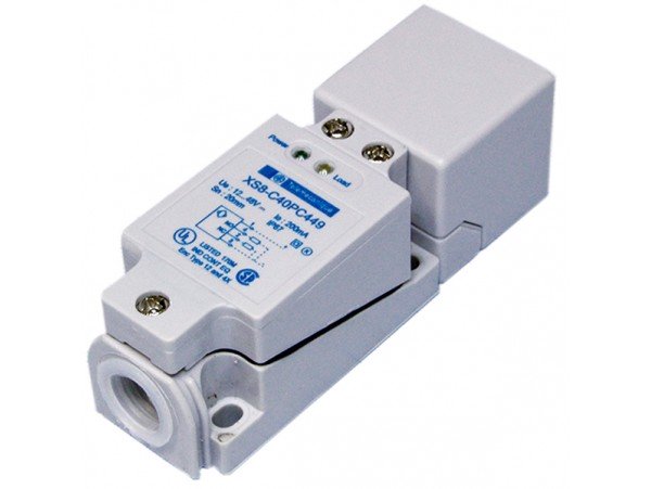 XS8C40PC449 датчик